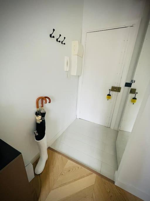 Appartement Luxe Cosy Au Parc Monceau